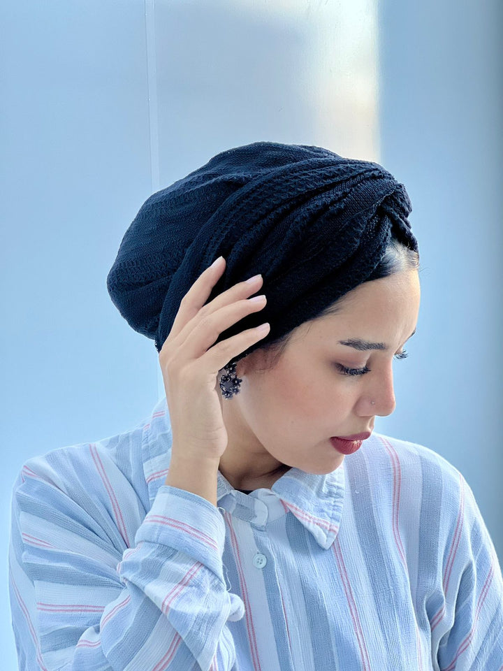 Soft knitted Easy Twist