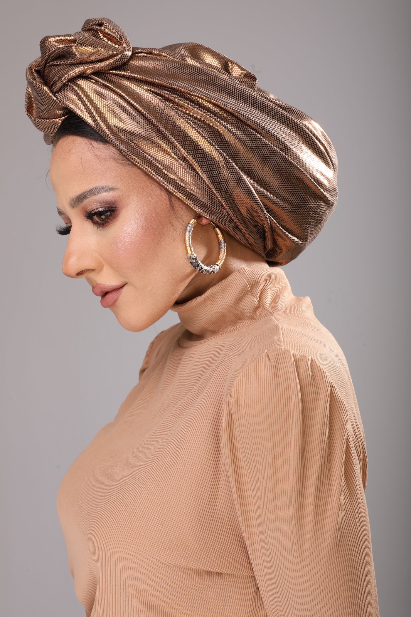 Light Leather Wire Turban