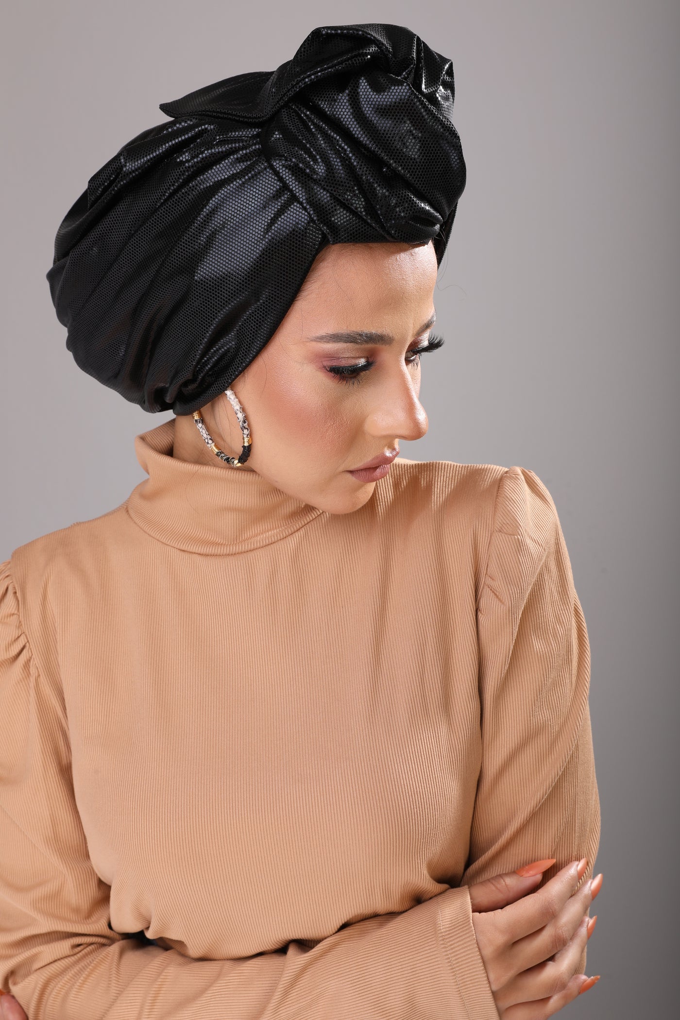 Leather Wire Turban